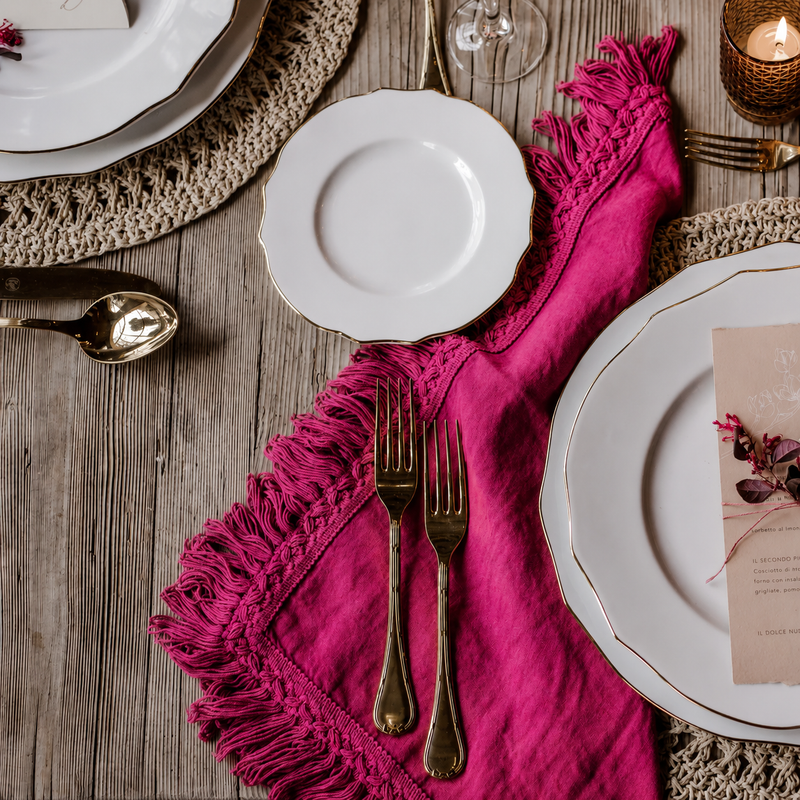 Napkin With King Fringe (Fushia)