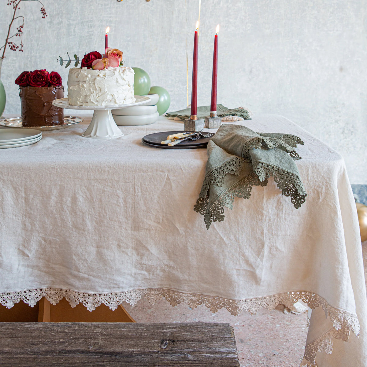 Table Cloth With Sicily Lace - Large White