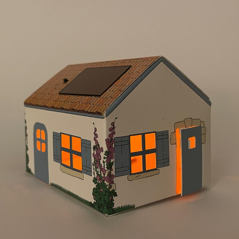 Casagami Lampe Led Soliare (Home 1 Story, 4 Windows)