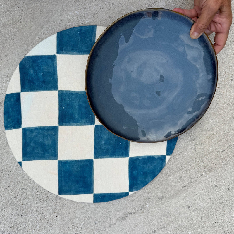 Support For Round Placemat